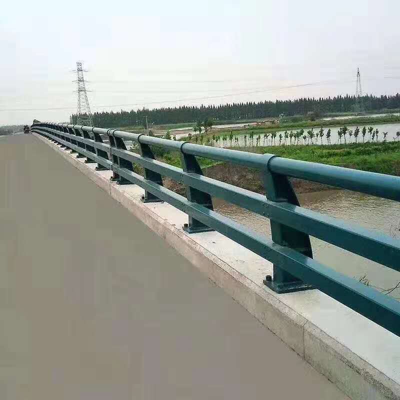 河道桥梁防护栏厂家电话当地制造商