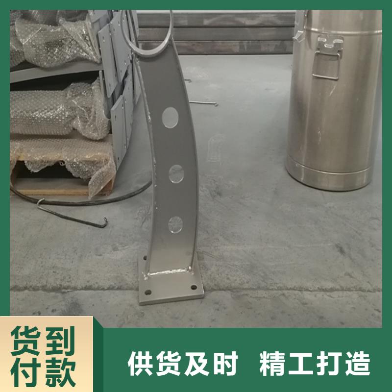 防撞护栏模板厂家-生产销售一体专业生产制造厂