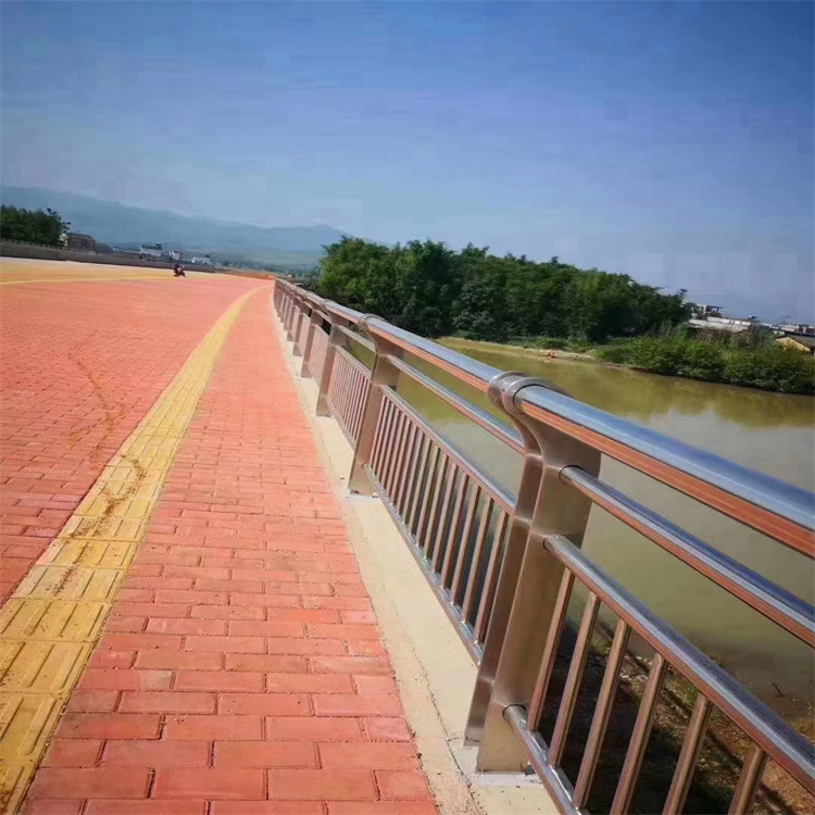 桥梁钢护栏厂家电话同城制造商