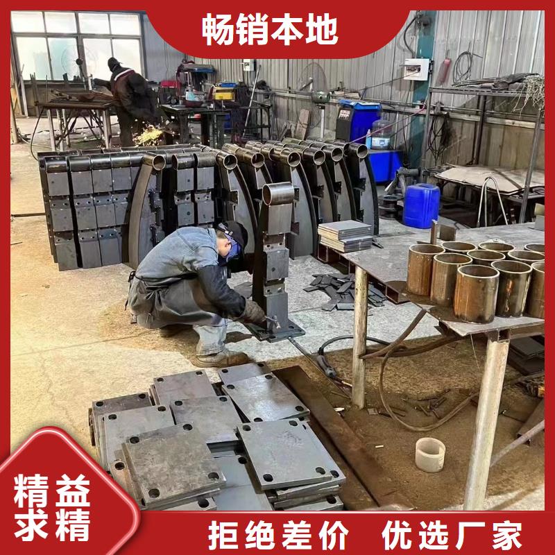 常年供应镀锌防撞护栏-省心现货直供
