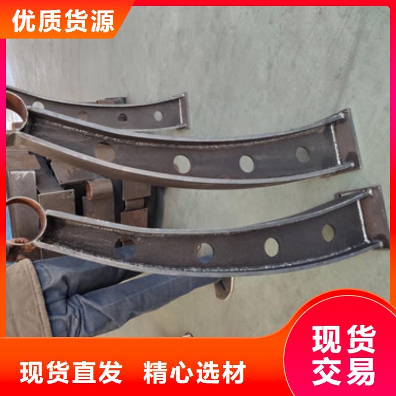 不锈钢仿木隔离栏杆加工厂批发供应