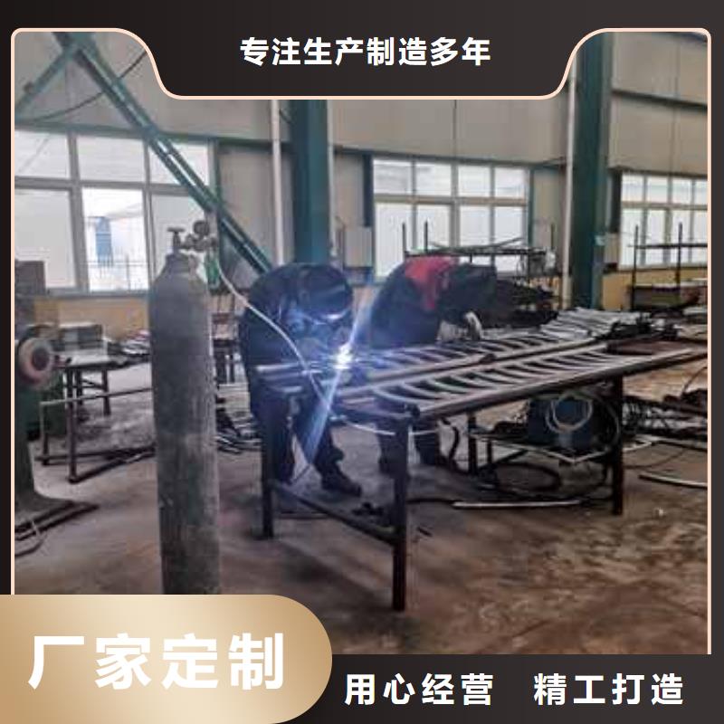 不锈钢复合管隔离护栏常规型号大量现货当地经销商