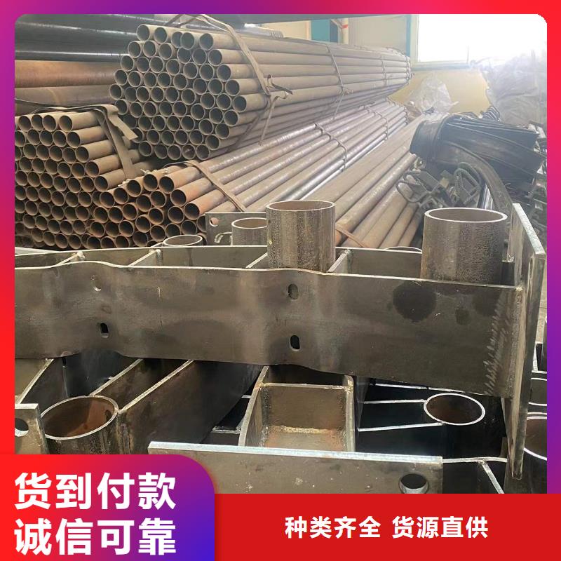 山东桥梁防撞护栏-桥梁防撞护栏价格透明实地大厂