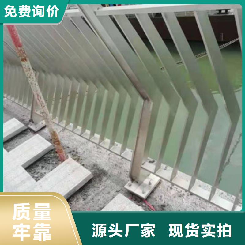 不锈钢灯箱立柱款式新颖设计制造销售服务一体