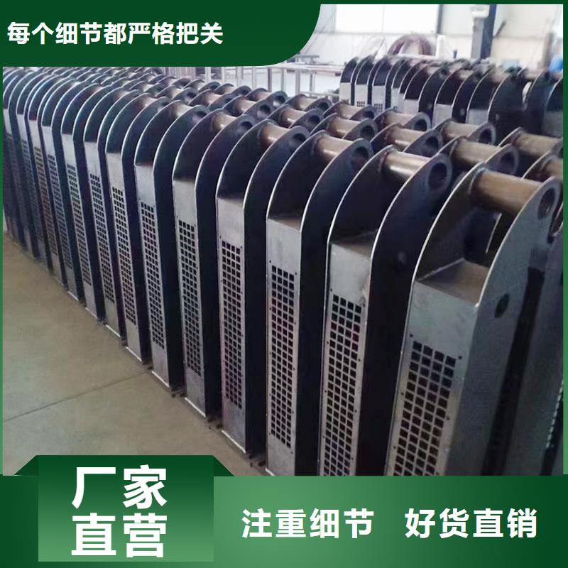 Q355B桥梁防撞栏杆安装实拍展现桥梁护栏当地公司