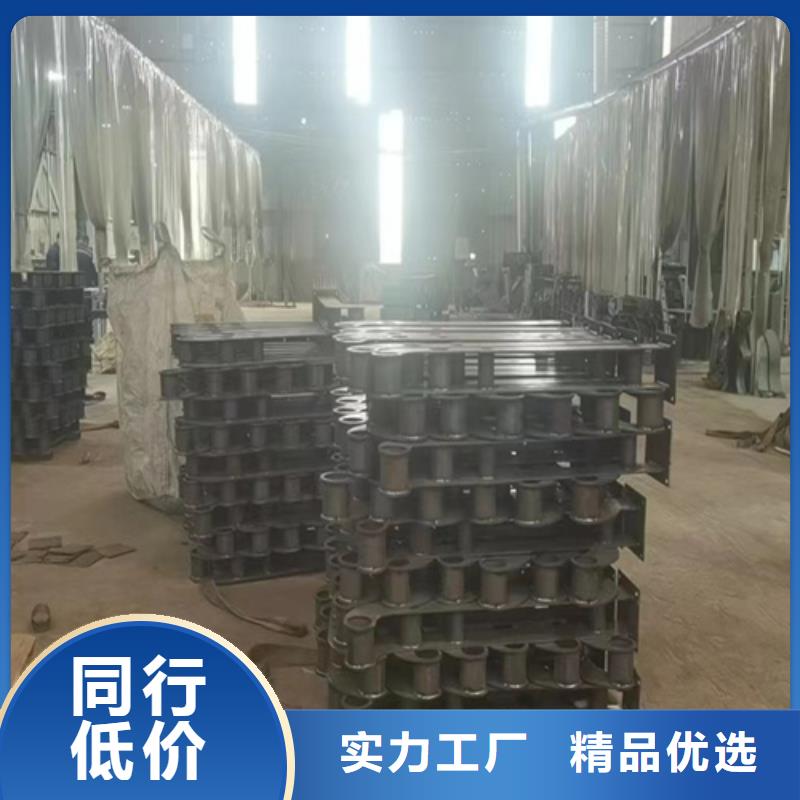 防撞护栏道路隔离护栏严格把控每一处细节本地品牌