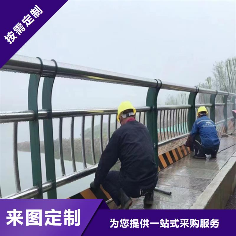 河道护栏不锈钢木纹转印栏杆厂家打造行业品质懂您所需