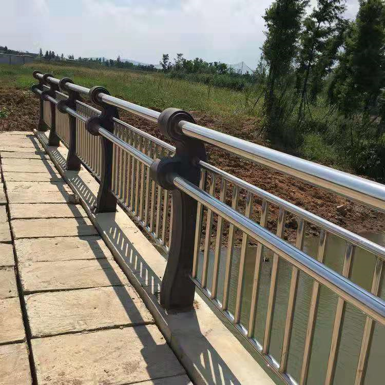 护栏不锈钢复合管护栏质优价廉