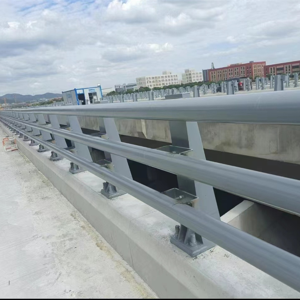 公路防撞护栏厂家直接报价当地生产厂家