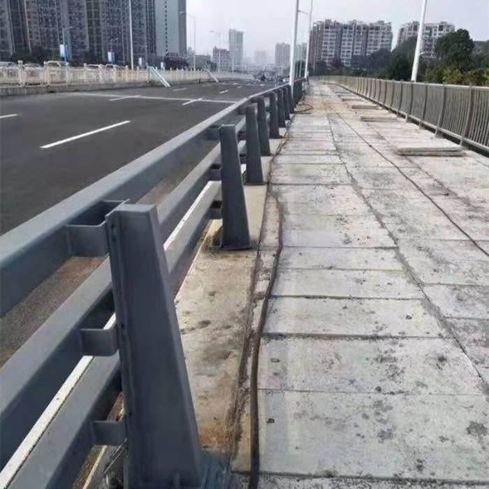 防撞灯光栏杆厂家订货