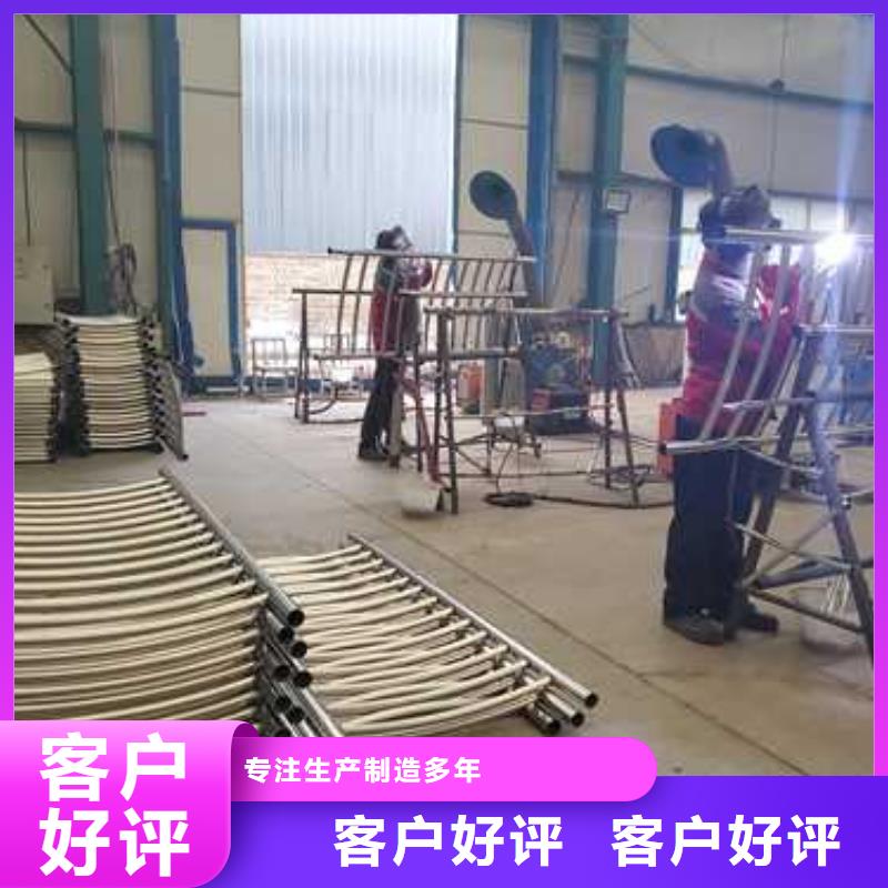 钢背木护栏、钢背木护栏生产厂家-型号齐全本地生产厂家