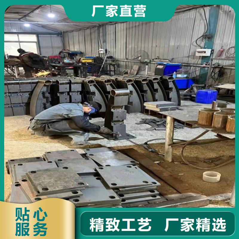 护栏-国道抗冲击围栏实力厂商本地生产厂家