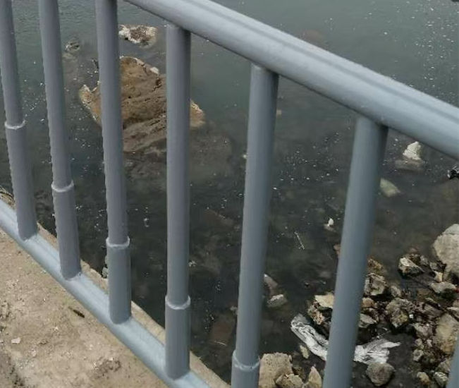 护栏道路隔离栏型号齐全当地厂家