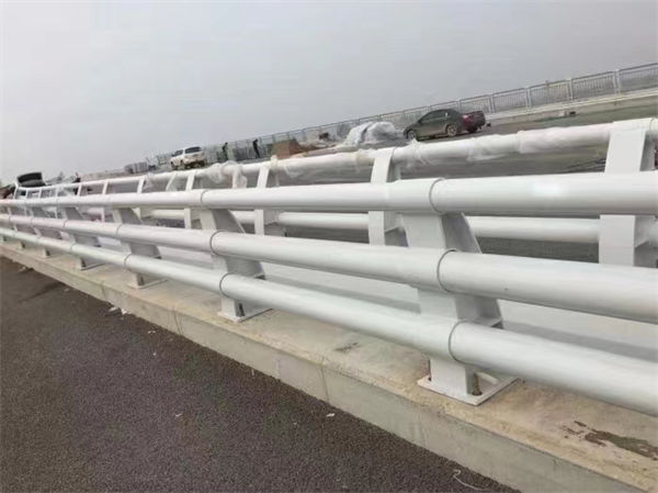 鑫鲁源不锈钢复合管护栏201不锈钢护栏能用多久质量可靠东升镇当地品牌