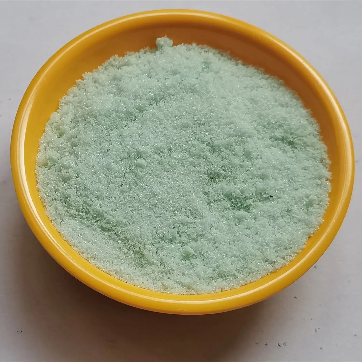硫酸亚铁原料层层筛选