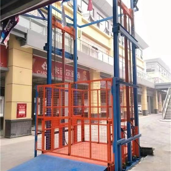 运货升降平台
厂家直接发货多年行业经验
