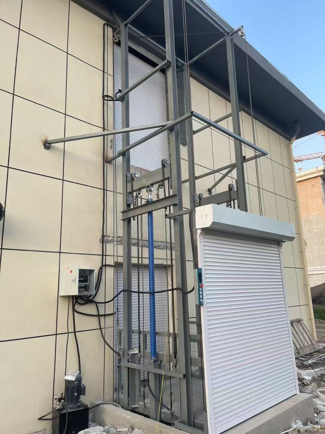 导轨式升降平台价格
